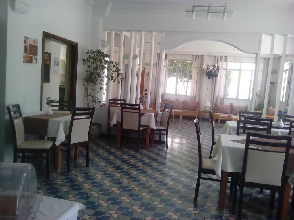 Serifos Beach Hotel Livadi  Bagian luar foto