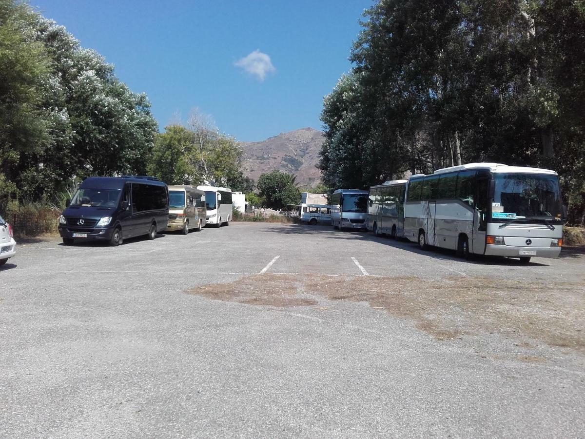 Serifos Beach Hotel Livadi  Bagian luar foto